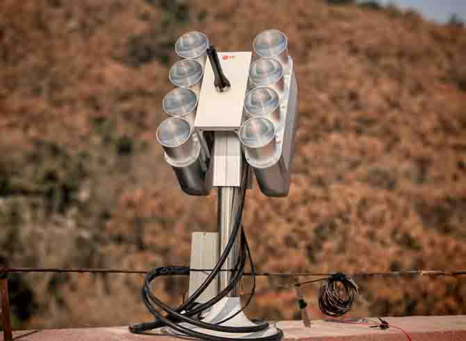 ɽ����ѧ����У��ʵ���� 8��